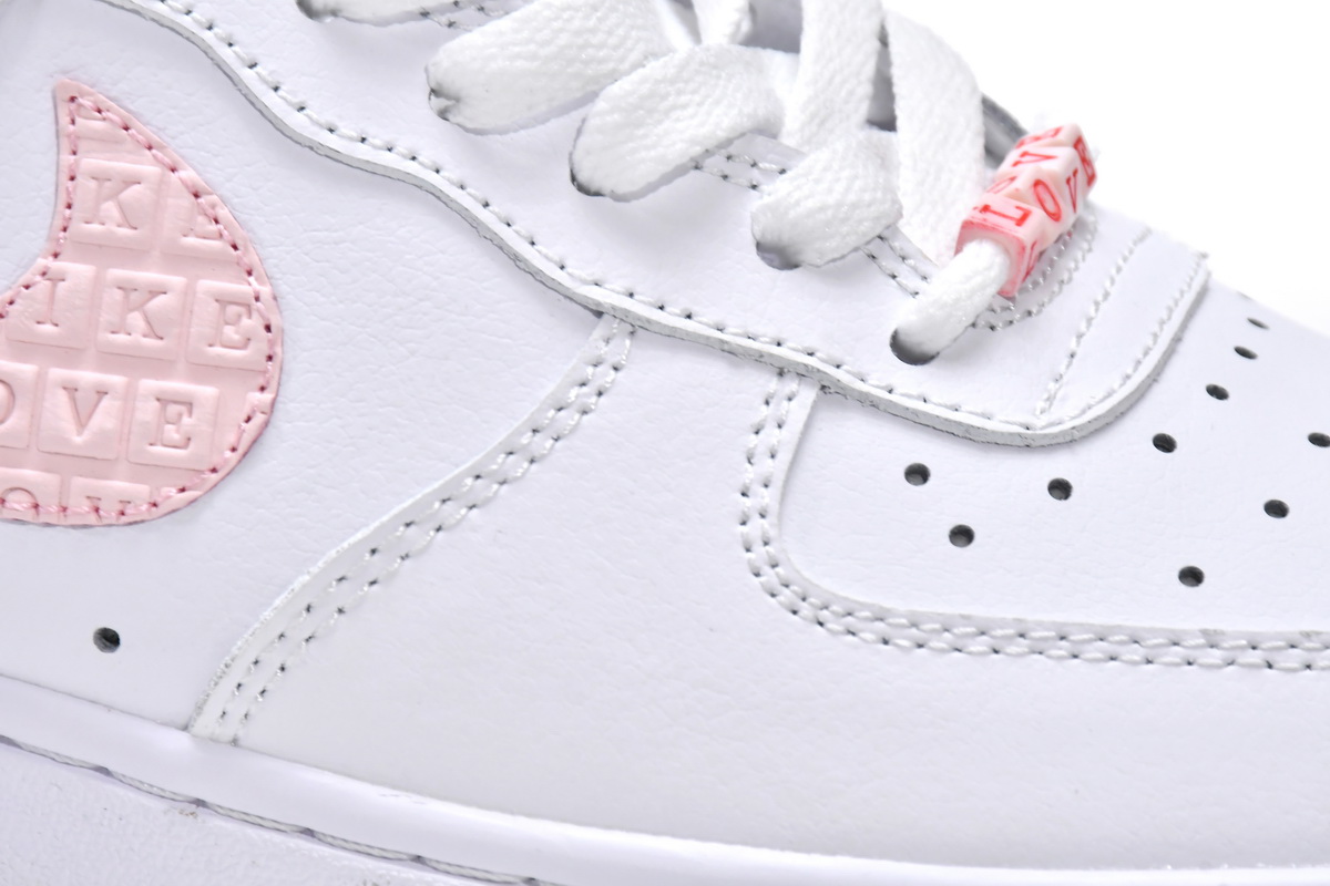 Nike Air Force 1 Low Valentine’s Day   DQ9320-100