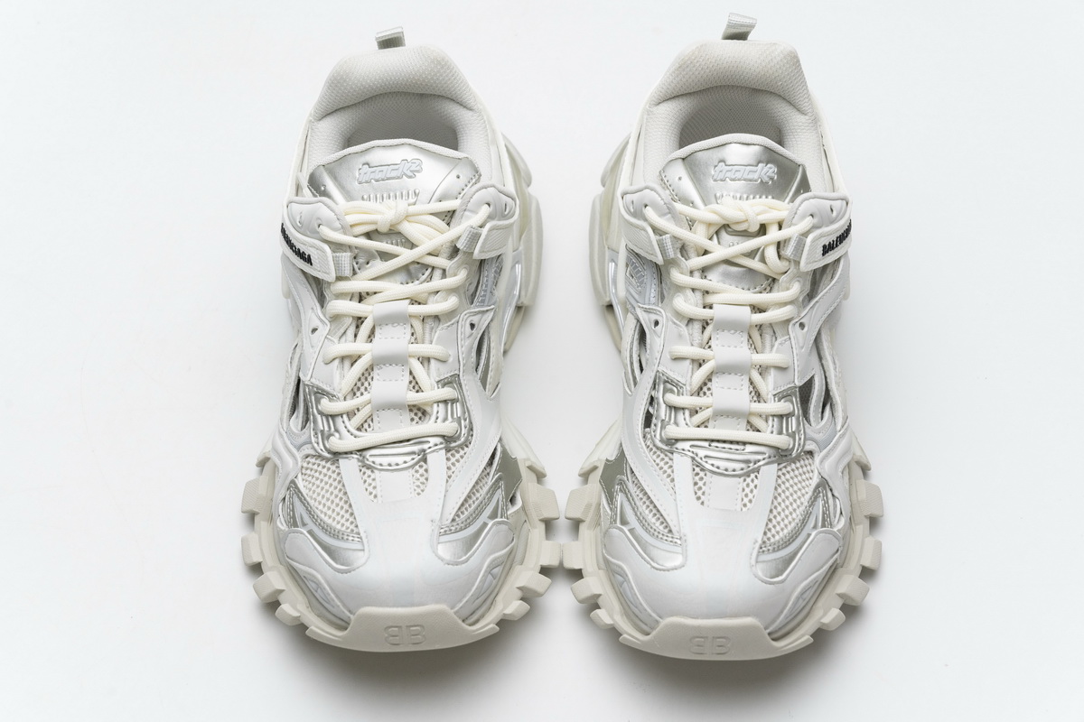 Ba***ci*ga Track 2 Sneaker White   570391 W2GN2 9000