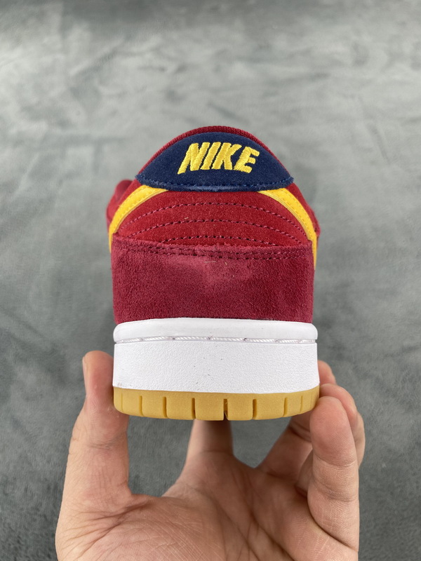 Nike SB Dunk Low Barcelona   DJ0606-400