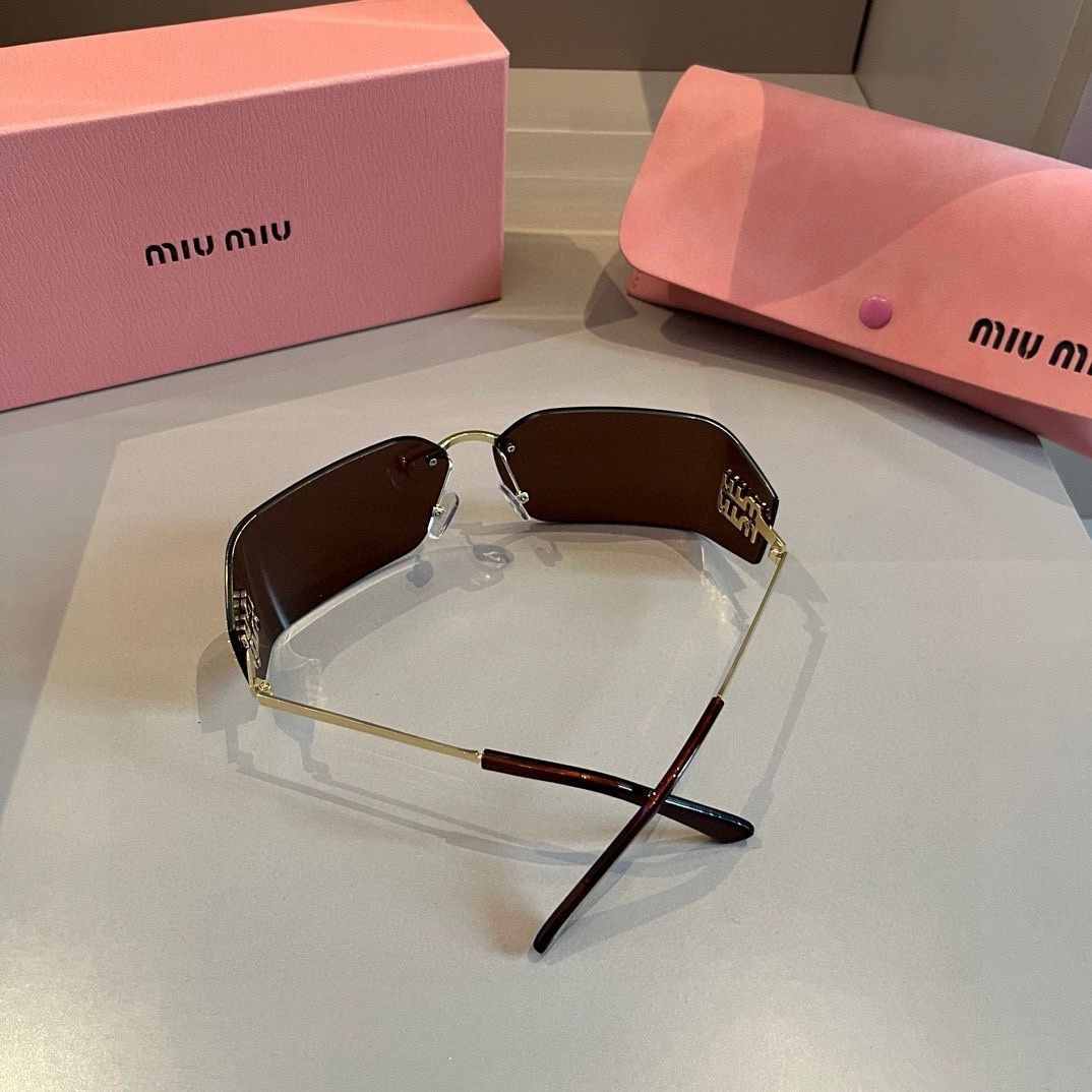 Glasses MIU MIU