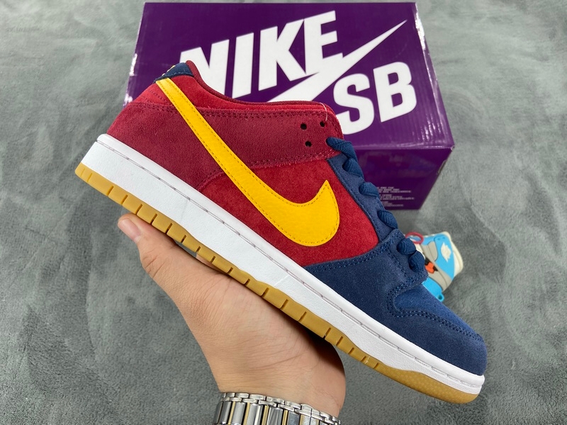 Nike SB Dunk Low Barcelona   DJ0606-400