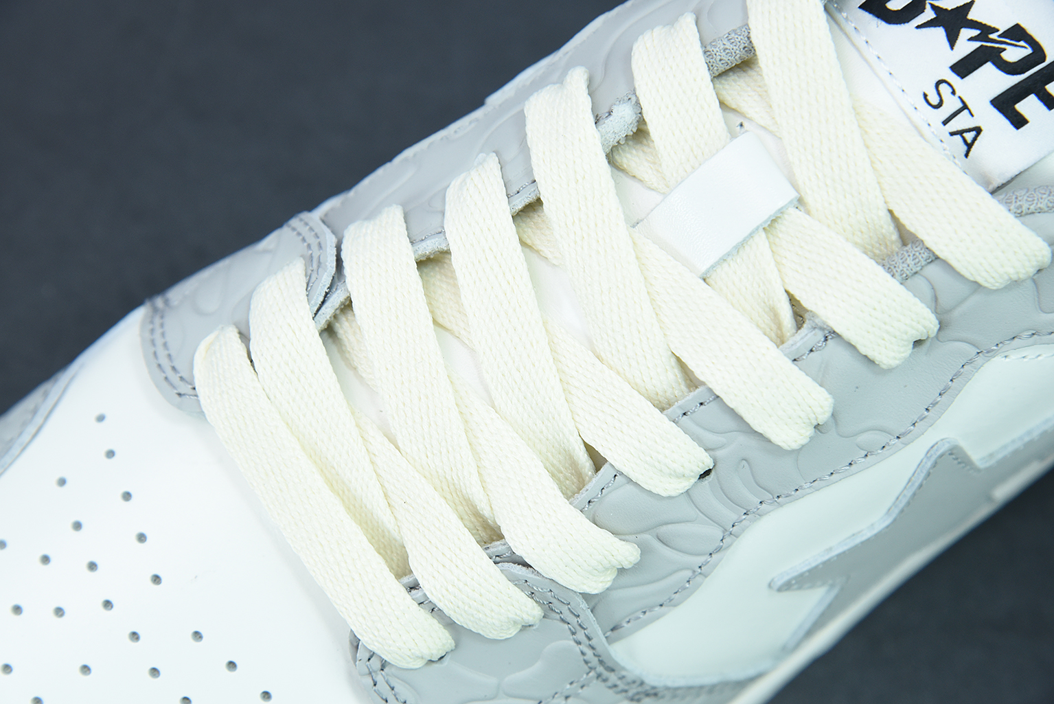 A Bathing Ape Court Sta Light Grey Cream 1G70191034