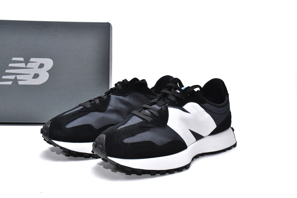 N*w B*lance 327 Black & White   MS327CPG