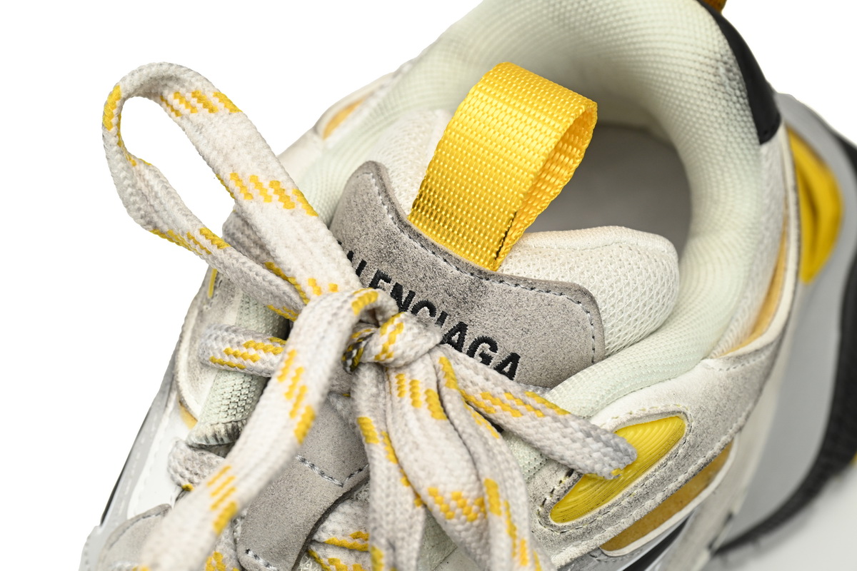 Ba***ci*ga  CARGO White yellow silver 784339-W2MV1-1170