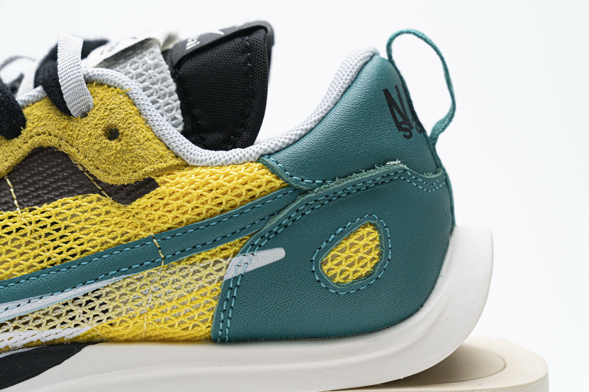 Sacai x Nike Pegasua Vaporfly Yellow Green CI9928-300