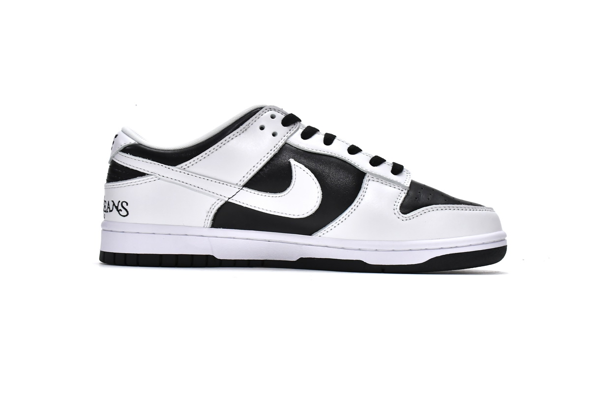 Supreme x Nike SB Dunk Low By Any Means  DO7412-984