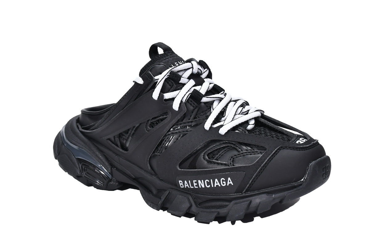 Ba***ci*ga Track Black  653813 W3CP3 1000