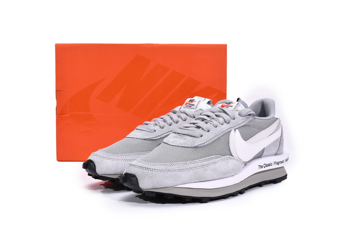 Fragment Design x sacai x Nike LDWaffle Light Smoke Grey DH2684-001