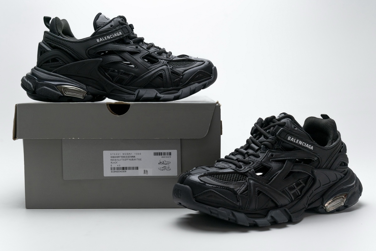 Ba***ci*ga Track 2 Sneaker Black    570391 W2GN1 1000