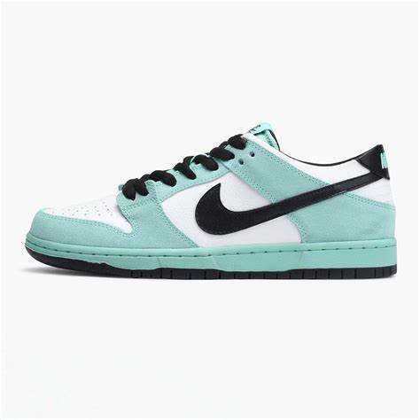 Nike SB Dunk Low Sea Crystal  819674-301
