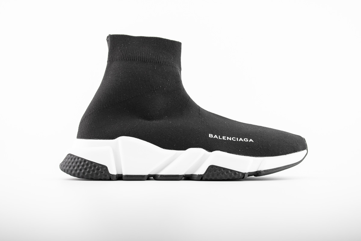 Ba***ci*ga Oreo Ultimate Edition Speed Runner B-43