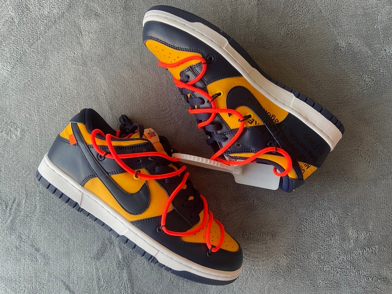 OFF WHITE X Nike Dunk SB Low White Michigan   CT0856-700