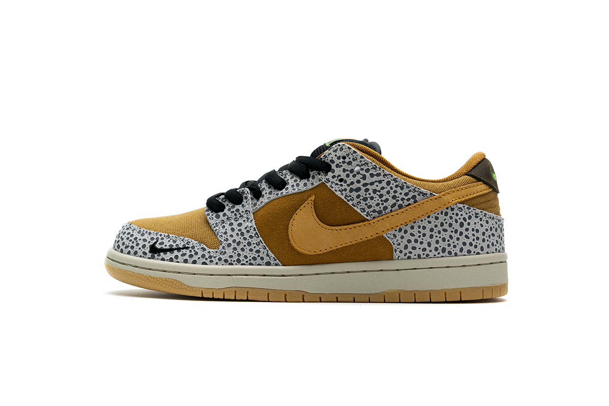 Nike SB Dunk Low “Safari”  CD2563-002