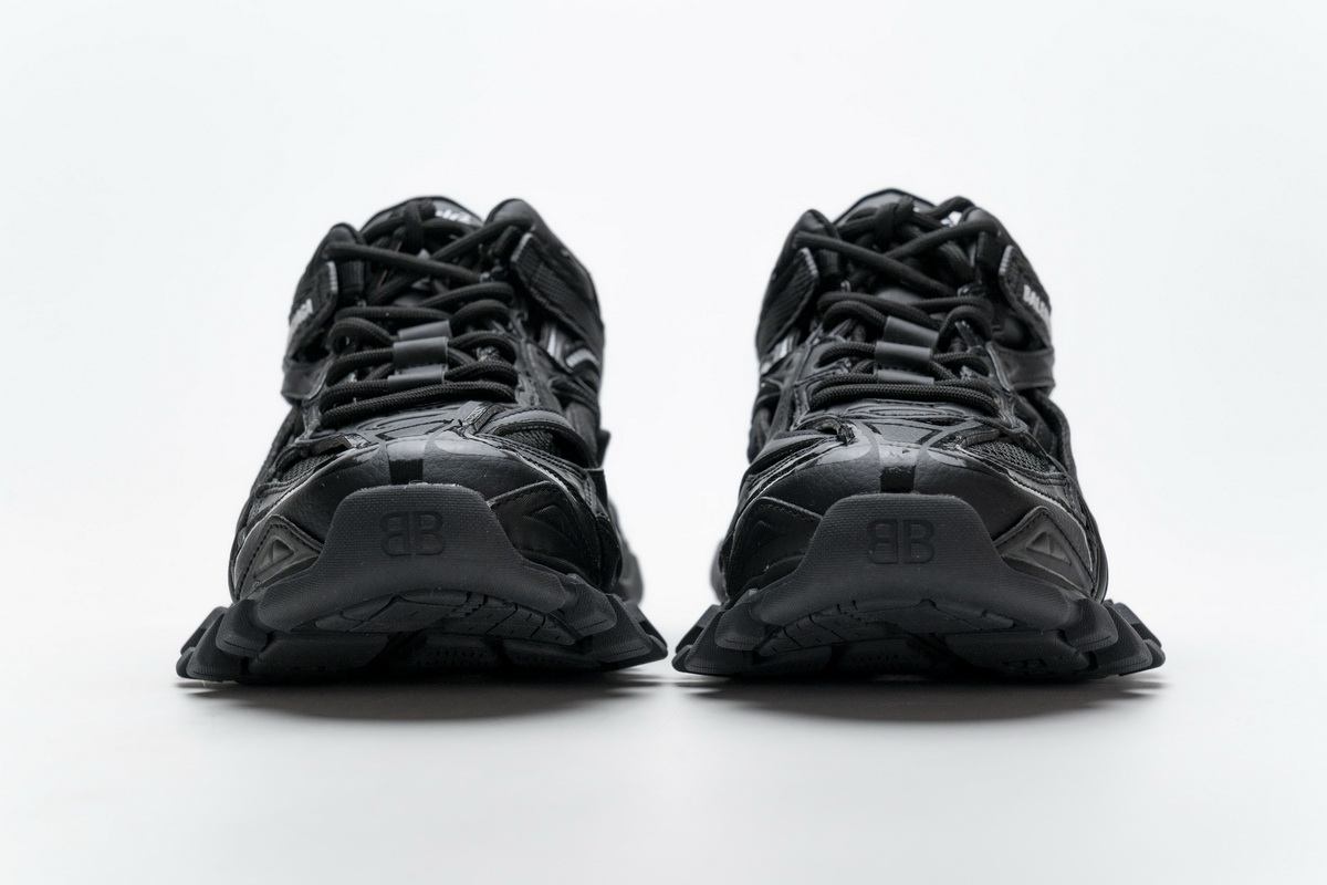 Ba***ci*ga Track 2 Sneaker Black    570391 W2GN1 1000