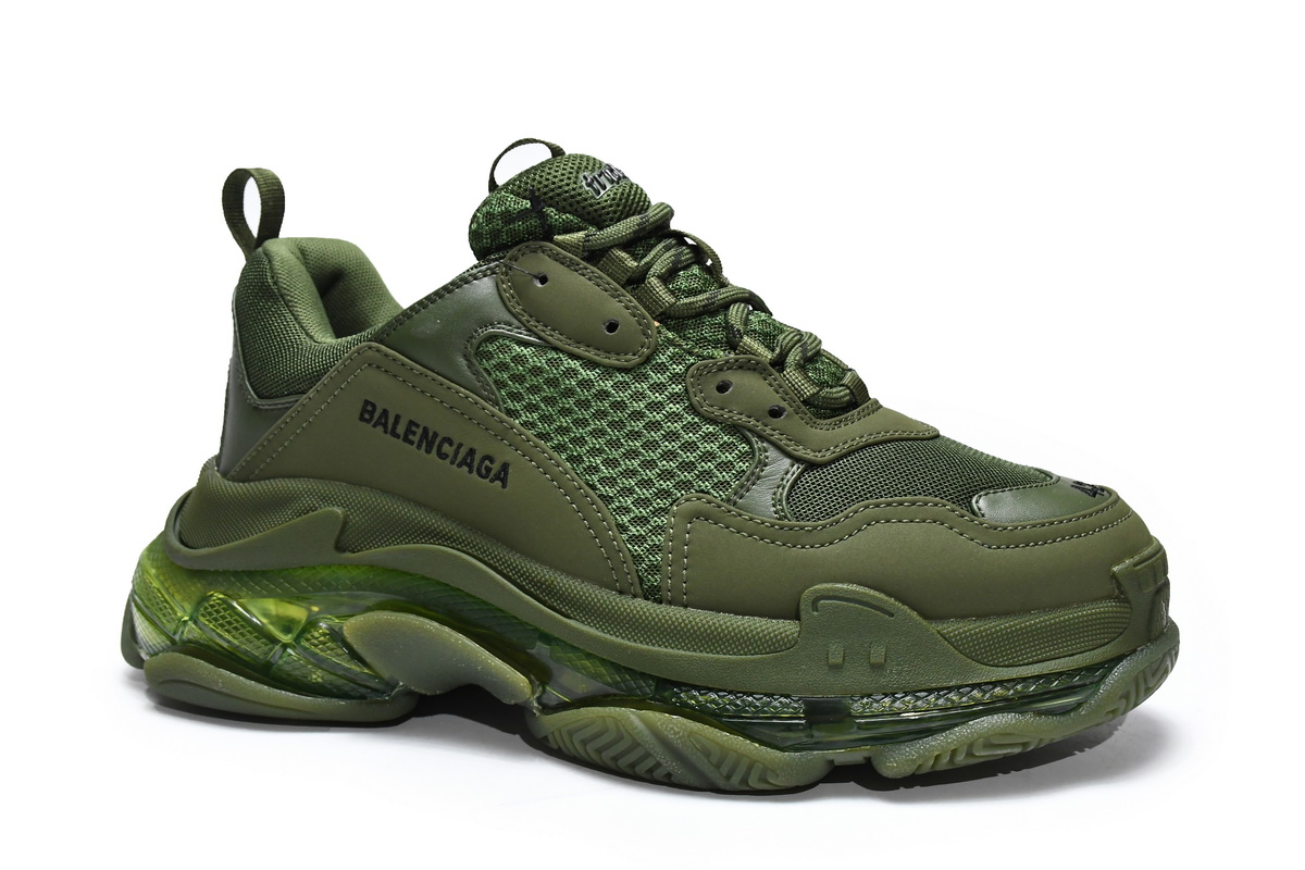 Ba***ci*ga Triple S Pitch Green  541624 W2GA1 2325