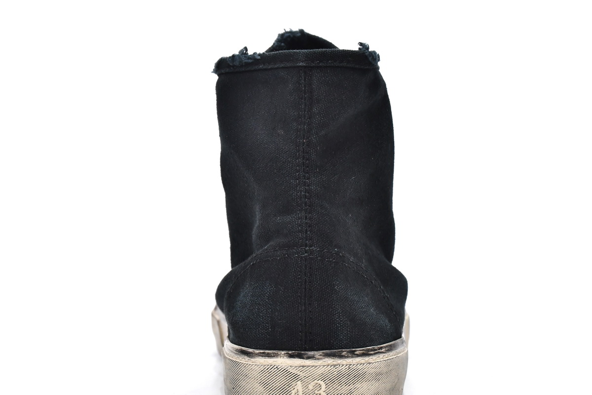 Ba***ci*ga Paris High Destroyed - Black White 688752 W3RC1 1090