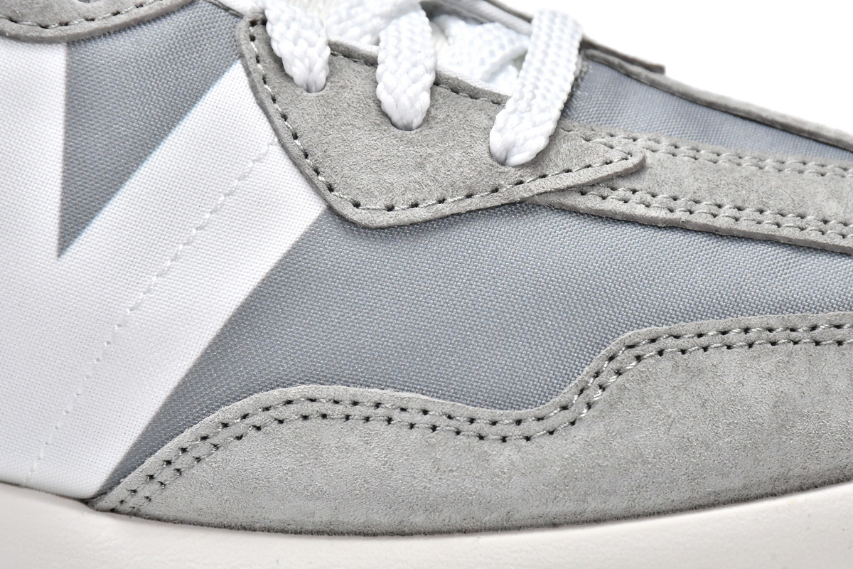 N*w B*lance 327 White Grey  MS327LAB