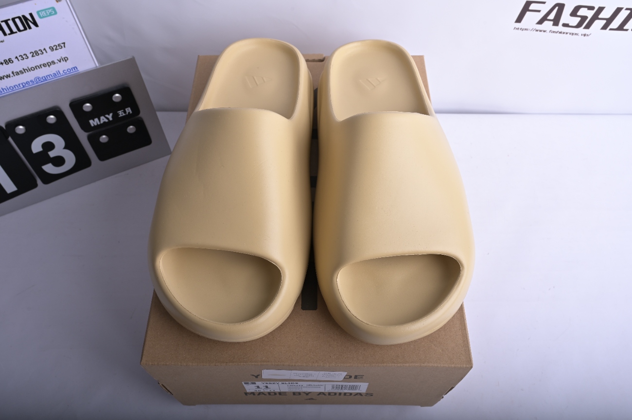 adidas Yeezy Slide DESSAN  FW6344