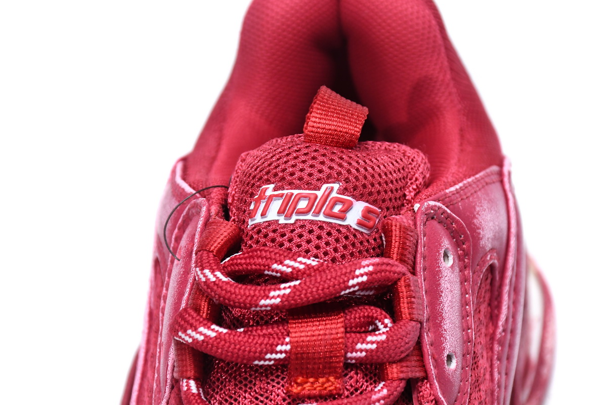 Ba***ci*ga Triple S Red  524039 W3CN3 6000