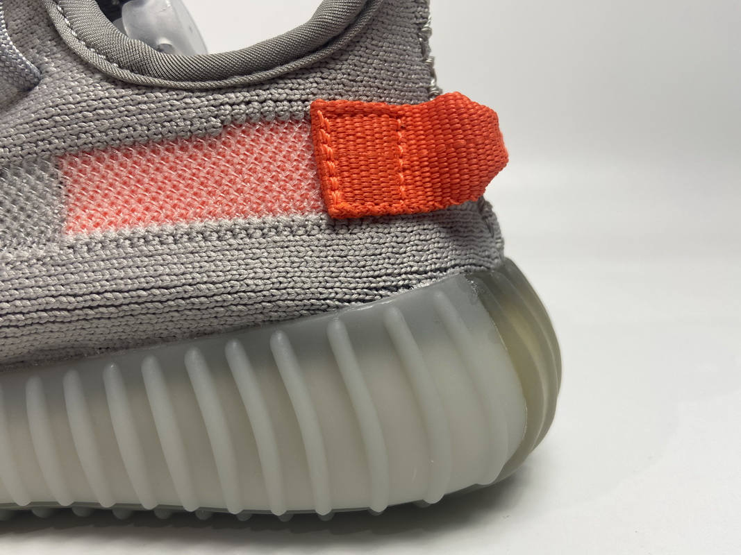 KID shoes adidas Yeezy Boost 350 V2 Tail Light  FX9017