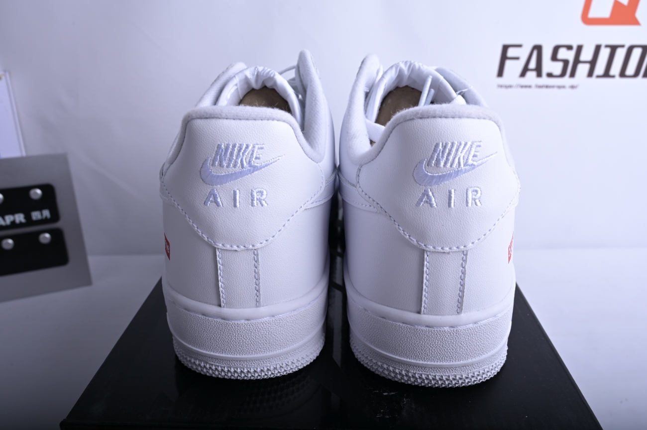 Supreme x Nike Air Force 1 Low White  CU9225-100