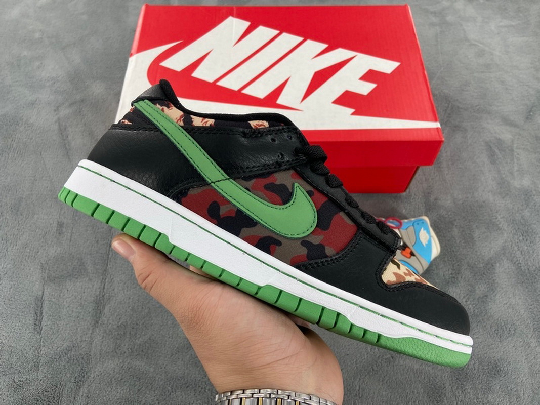 Nike SB Dunk Low Black CamouFlage   DH0597-001