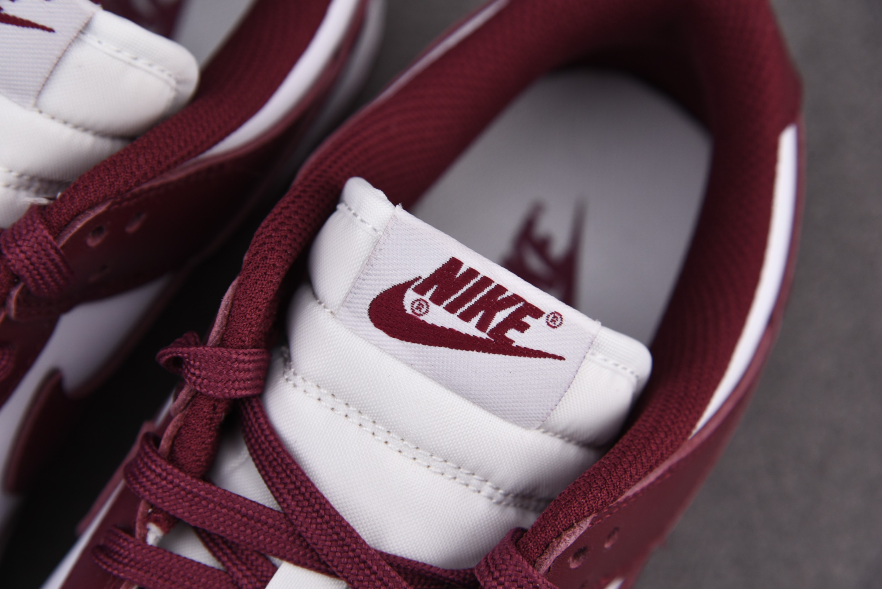 M Batch  Dunk Low “Dark Beetroot”   1503-108