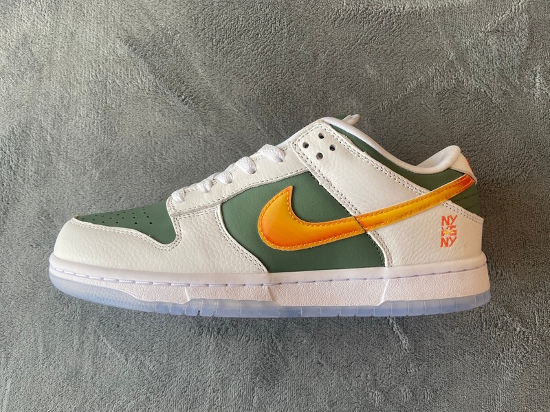 Nike Dunk Low NY vs NY  DN2489-300