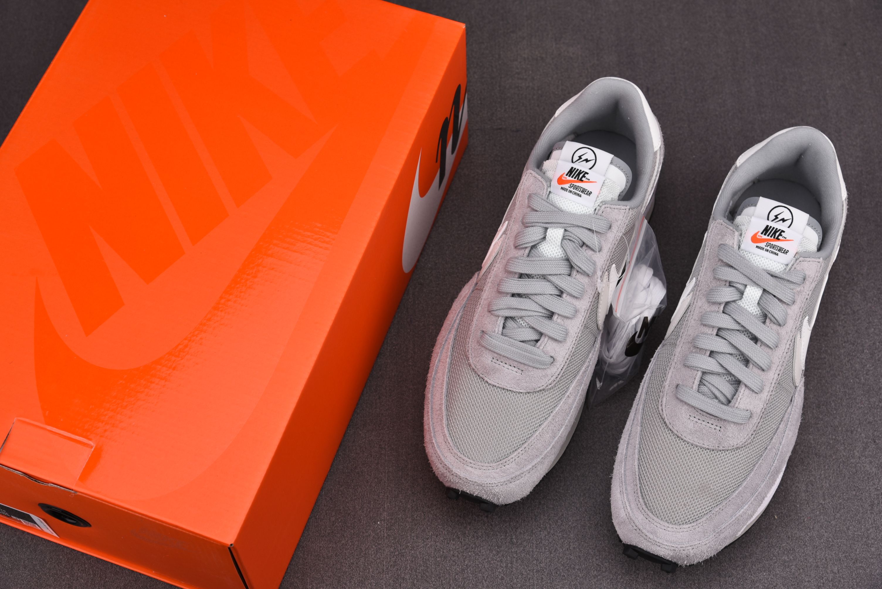 Fragment x Sacai x Nik LDWaffle “Light Smoke Grey”   DH2684-001
