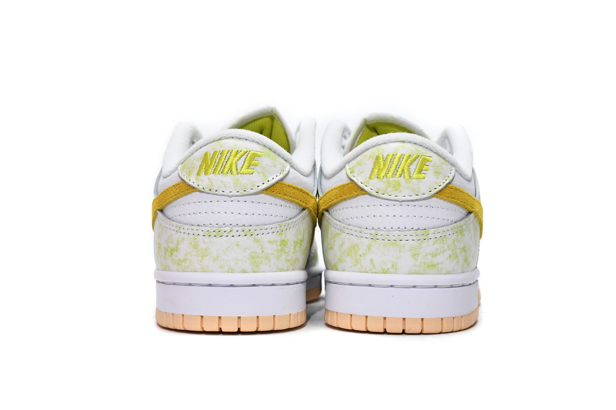 Nike Dunk Low Yellow Strike   DM9467-700