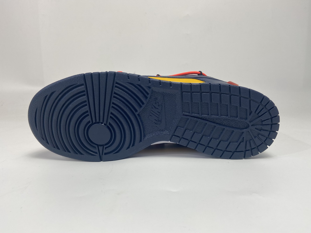 OFF WHITE X Nike Dunk SB Low White Michigan  CT0856-700