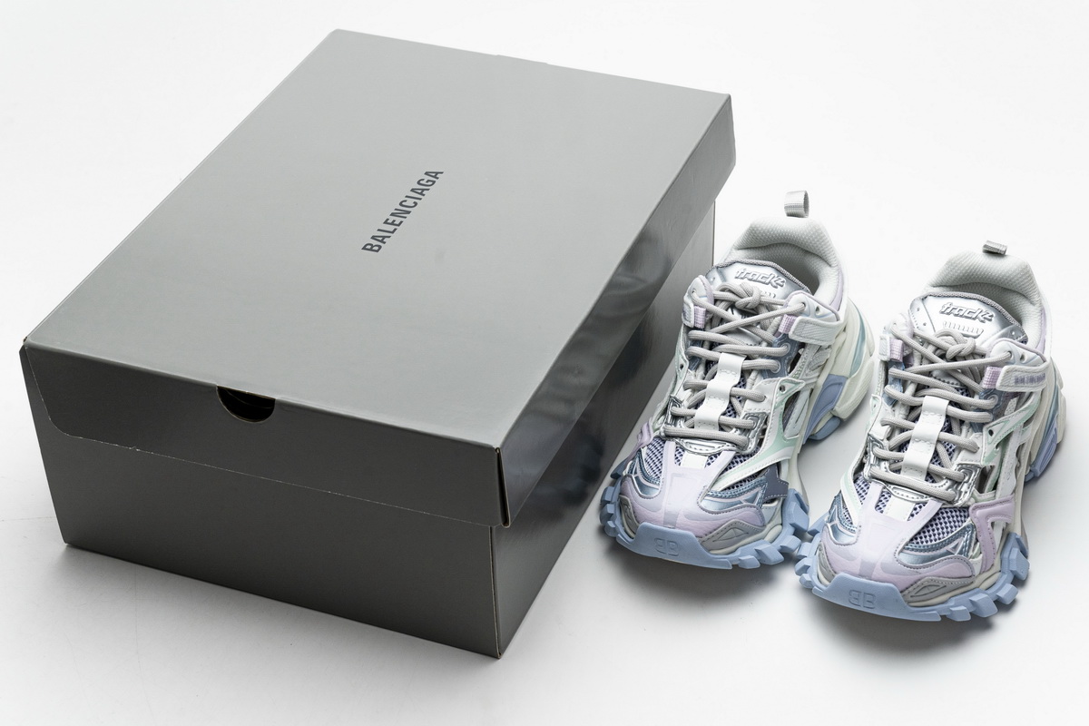 Ba***ci*ga Track 2 Sneaker White Light Blue   568615 W2GN3 9045