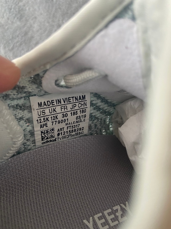KID shoes adidas Yeezy Boost 350 V2 Cloud White Reflective  FT5317