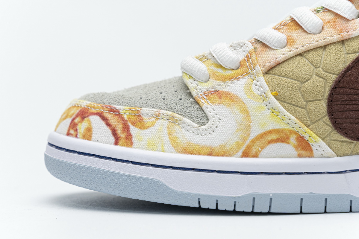 Nike SB Dunk Low Street Hawker   CV1628-800