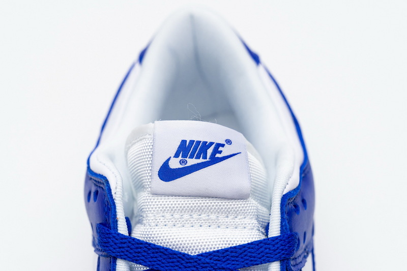 Nike Dunk Low SP Low SP “Kentucky”  CU1726-100
