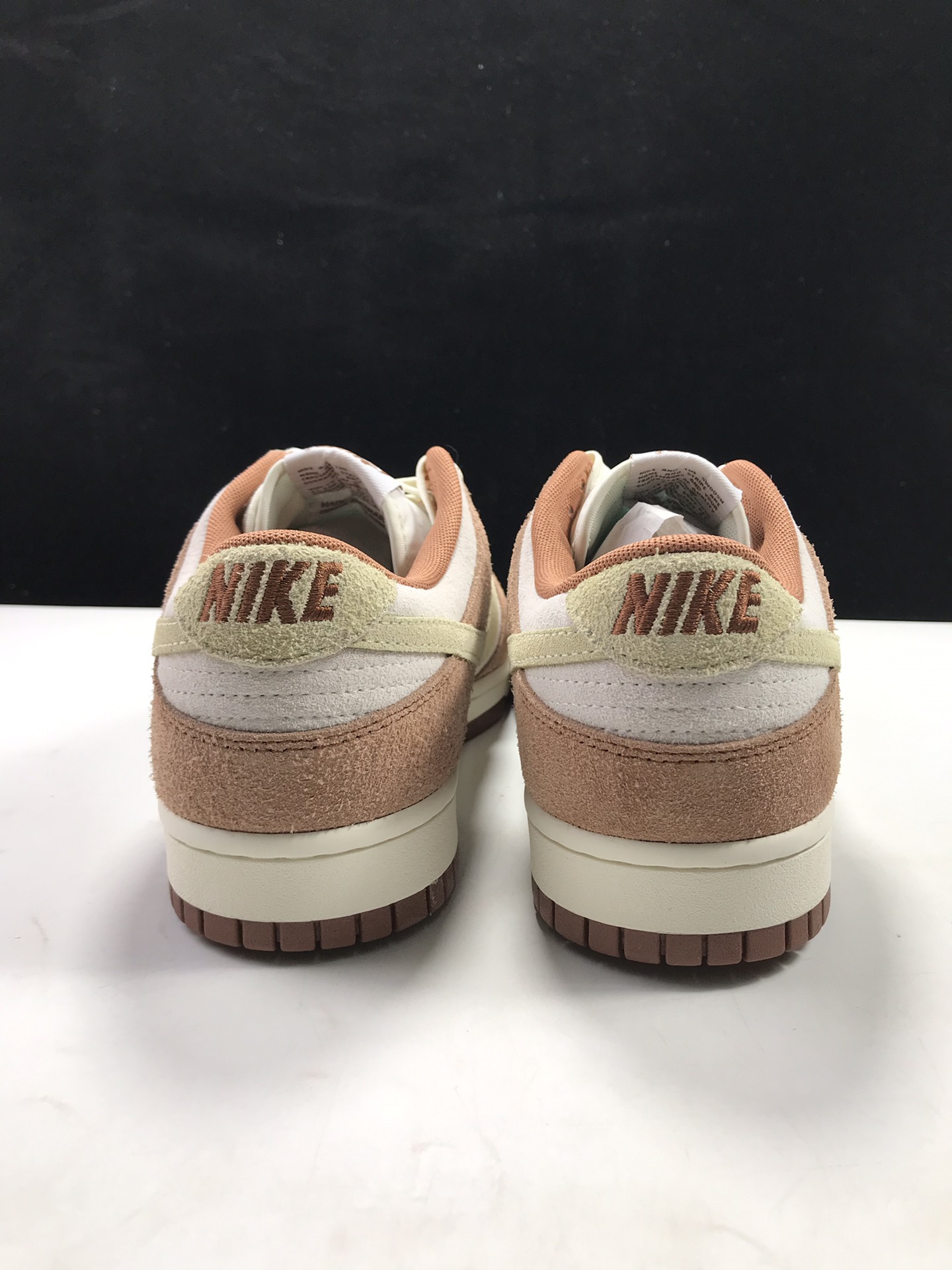 M Batch  NIKE DUNK LOW Retro PRM "Medium Curry"  DD1390-100