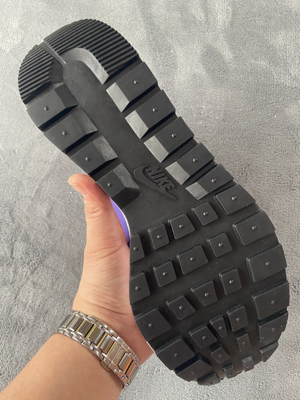 Sacai x Nike VaporWaffle Dark Iris DD1875-500
