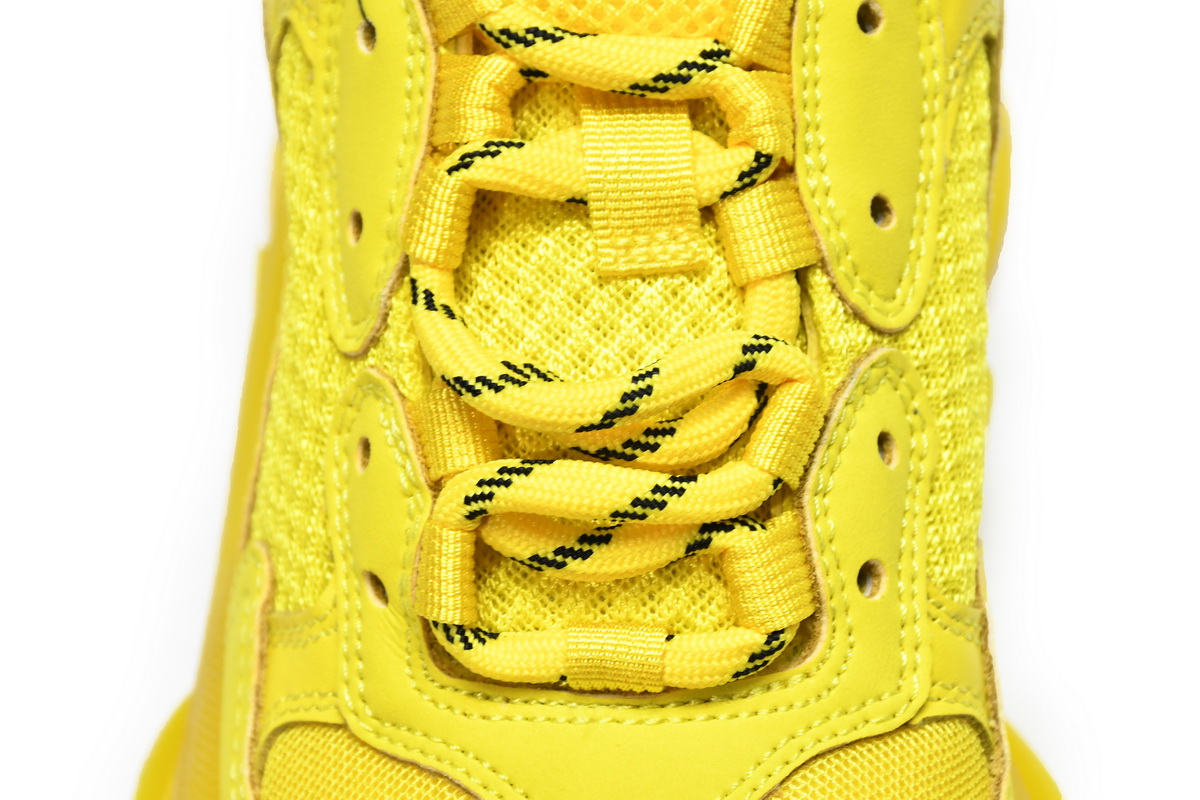 Ba***ci*ga Triple S Yellow   541624 W0901 7500