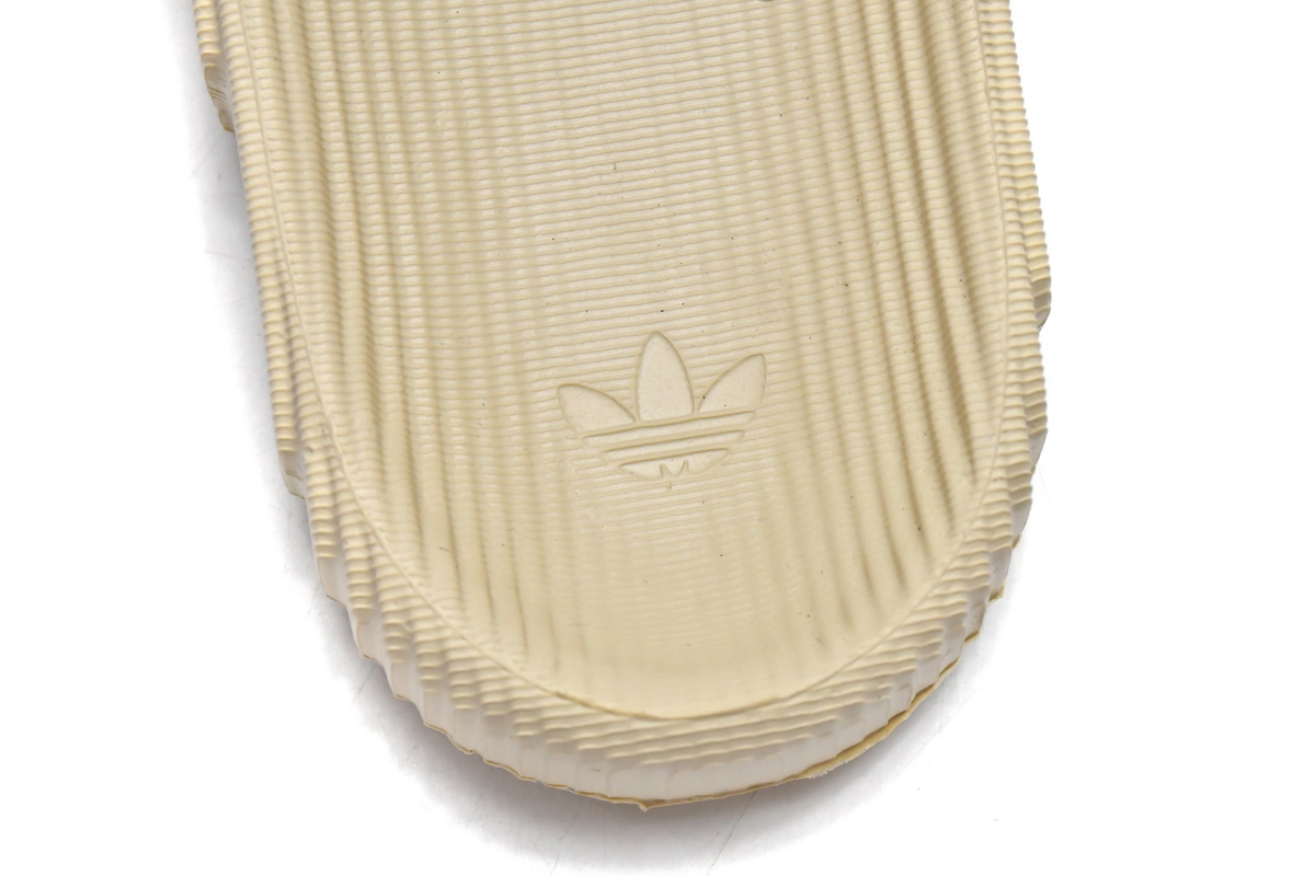 adidas originals Adilette 22 Slides Aluminium  GX6950