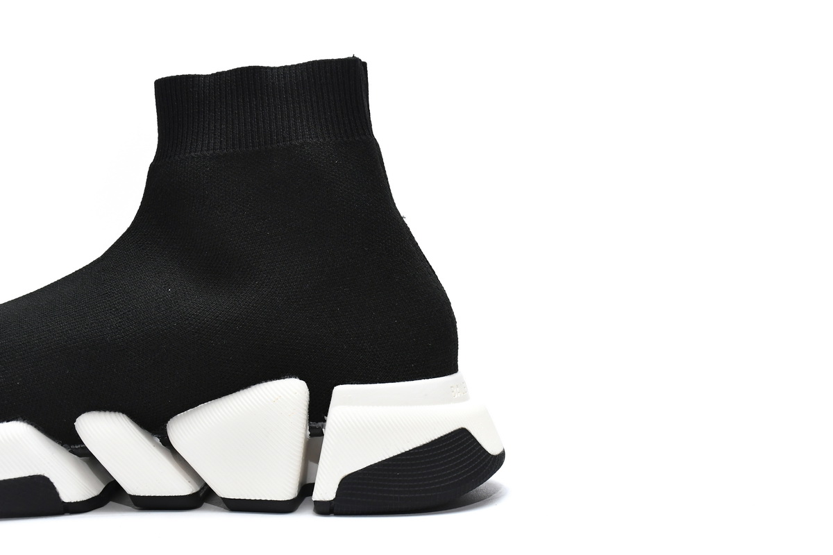 Ba***ci*ga Speed 2.0 Sneaker Black White  B33