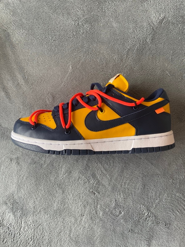 OFF WHITE X Nike Dunk SB Low White Michigan  CT0856-700