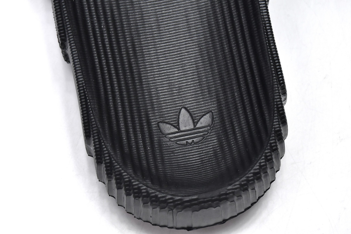 adidas originals Adilette 22 Slides Black  GX6949