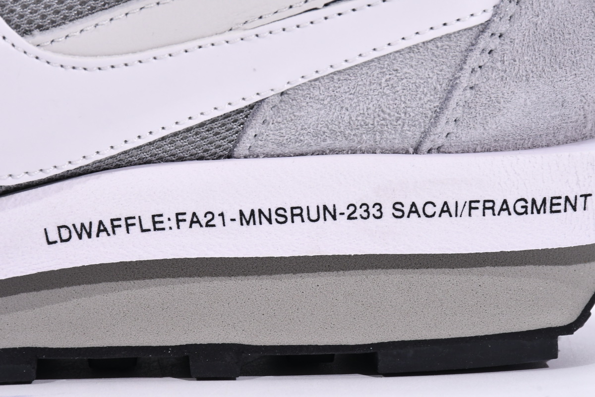 Fragment Design x sacai x Nike LDWaffle Light Smoke Grey DH2684-001