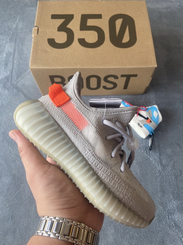 KID shoes adidas Yeezy Boost 350 V2 Tail Light  FX9017