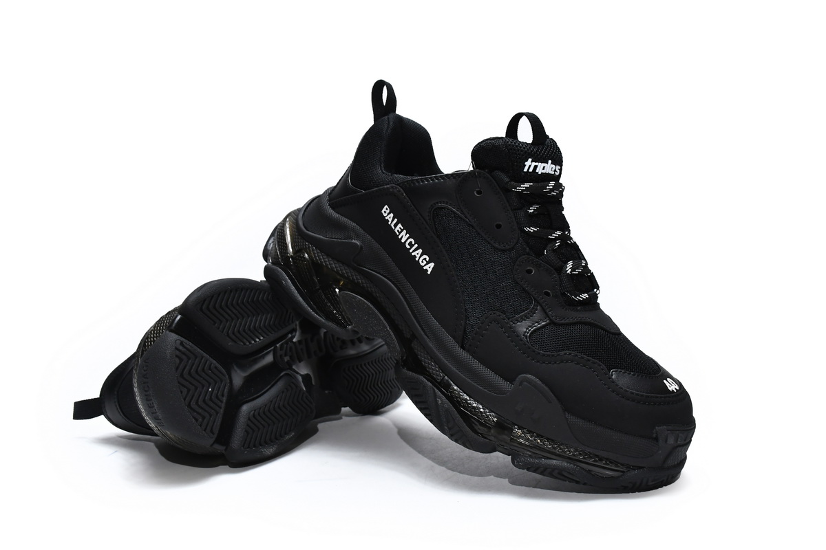 Ba***ci*ga Triple S Black  541624 W2FB1 1000