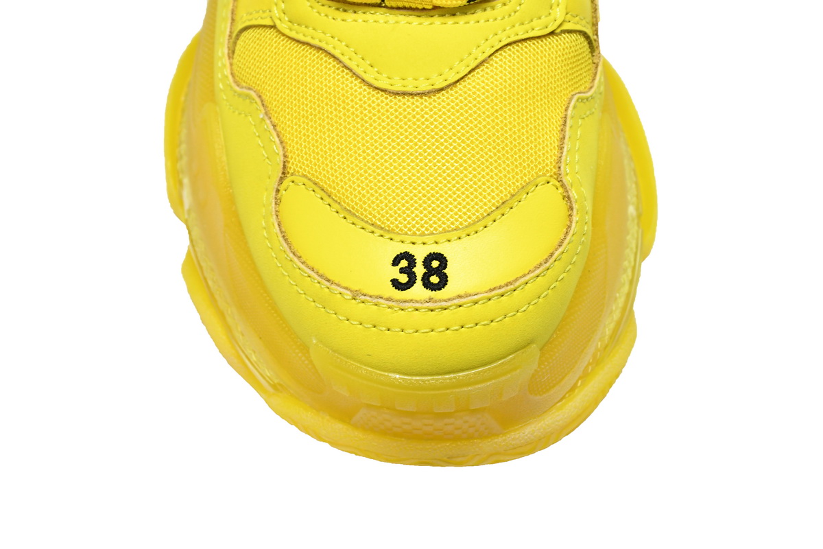 Ba***ci*ga Triple S Yellow   541624 W0901 7500