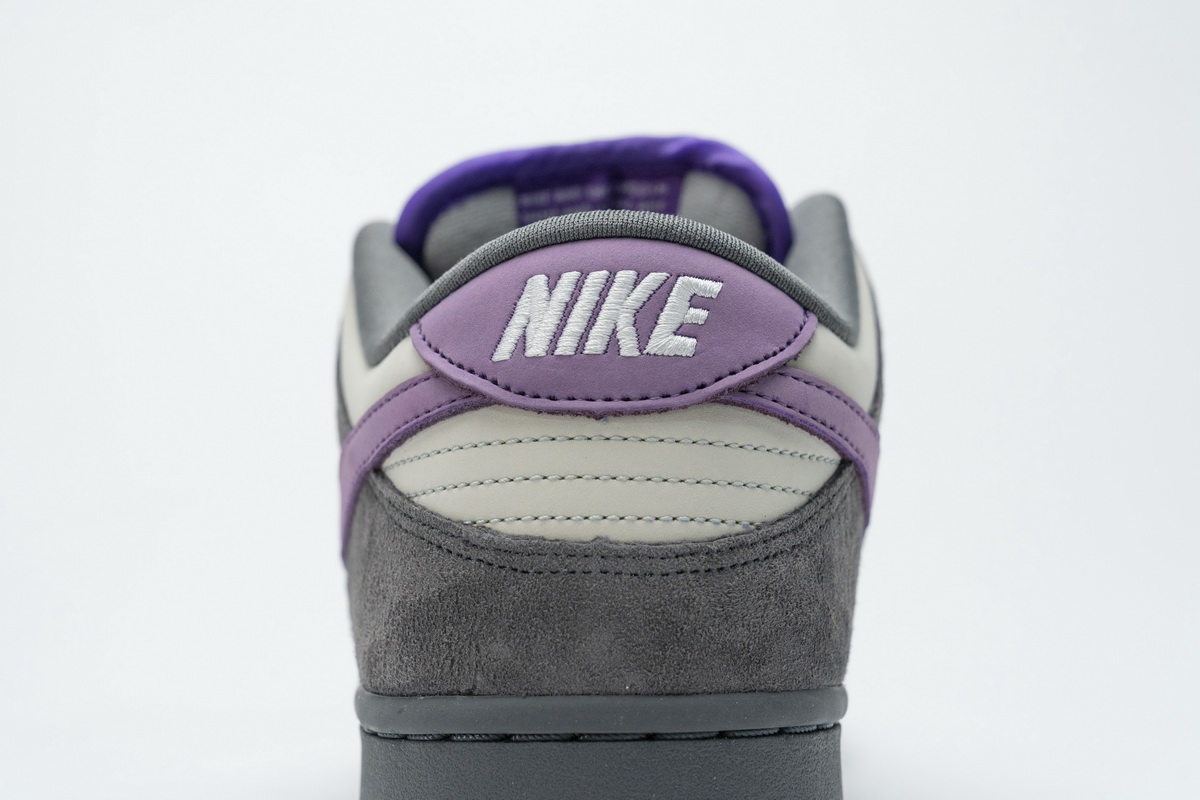 Nike SB Dunk Low Pro Purple Pigeon  304292-051