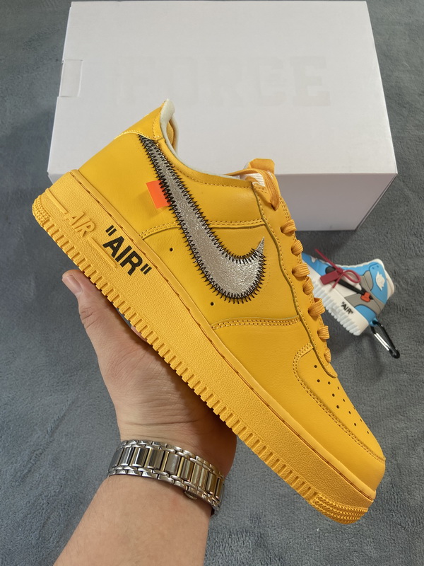 Off-White x Nike Air Force 1 Low University Gold DD1876-700