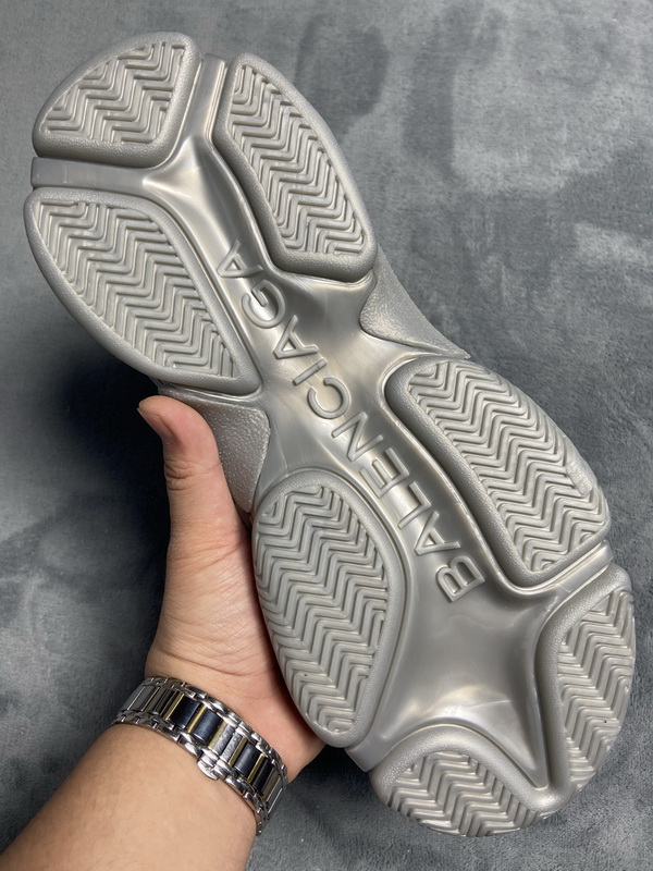 Balenciaga Triple S Light Gray Silver   536737 W2FS2 8100