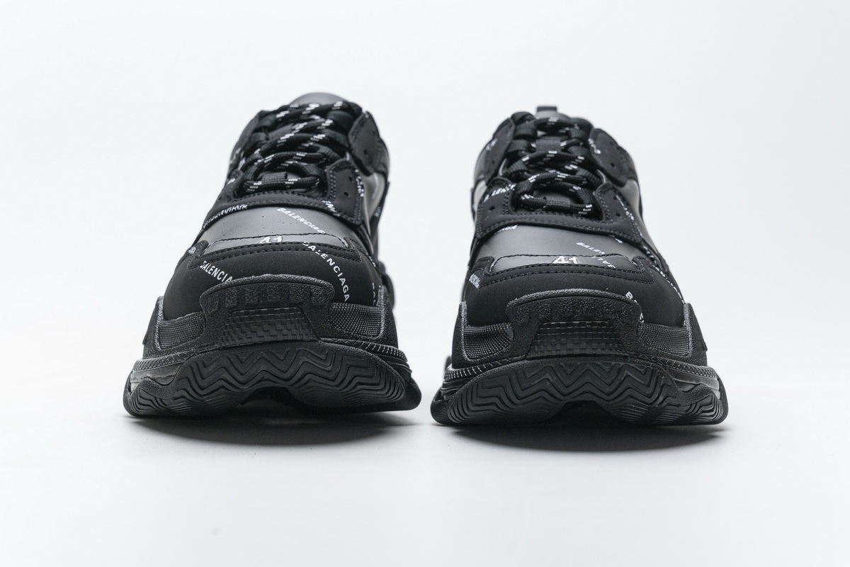 Ba***ci*ga Triple S Black  524039 W06E2 2020